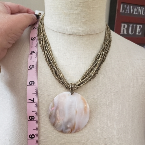Shell and mini seed bead statement necklace - Picture 8 of 8